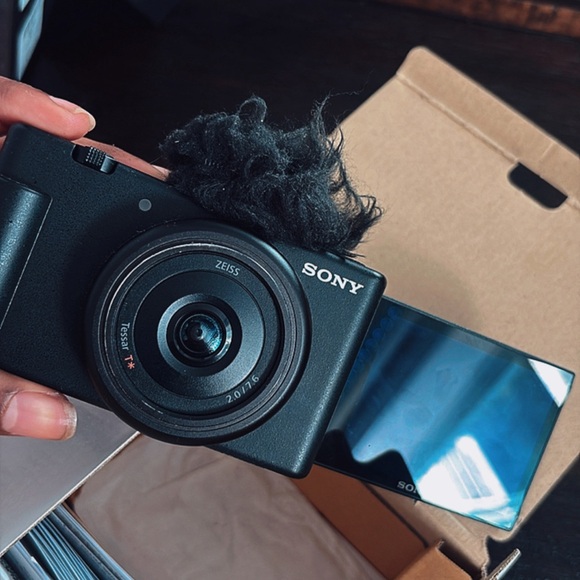 Sony Other - Sony Black Digital Camera with Articulating Screen